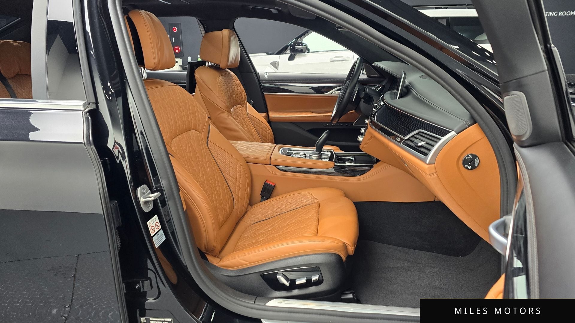 BMW 7시리즈 (G11) 2022 — миниатюра 10