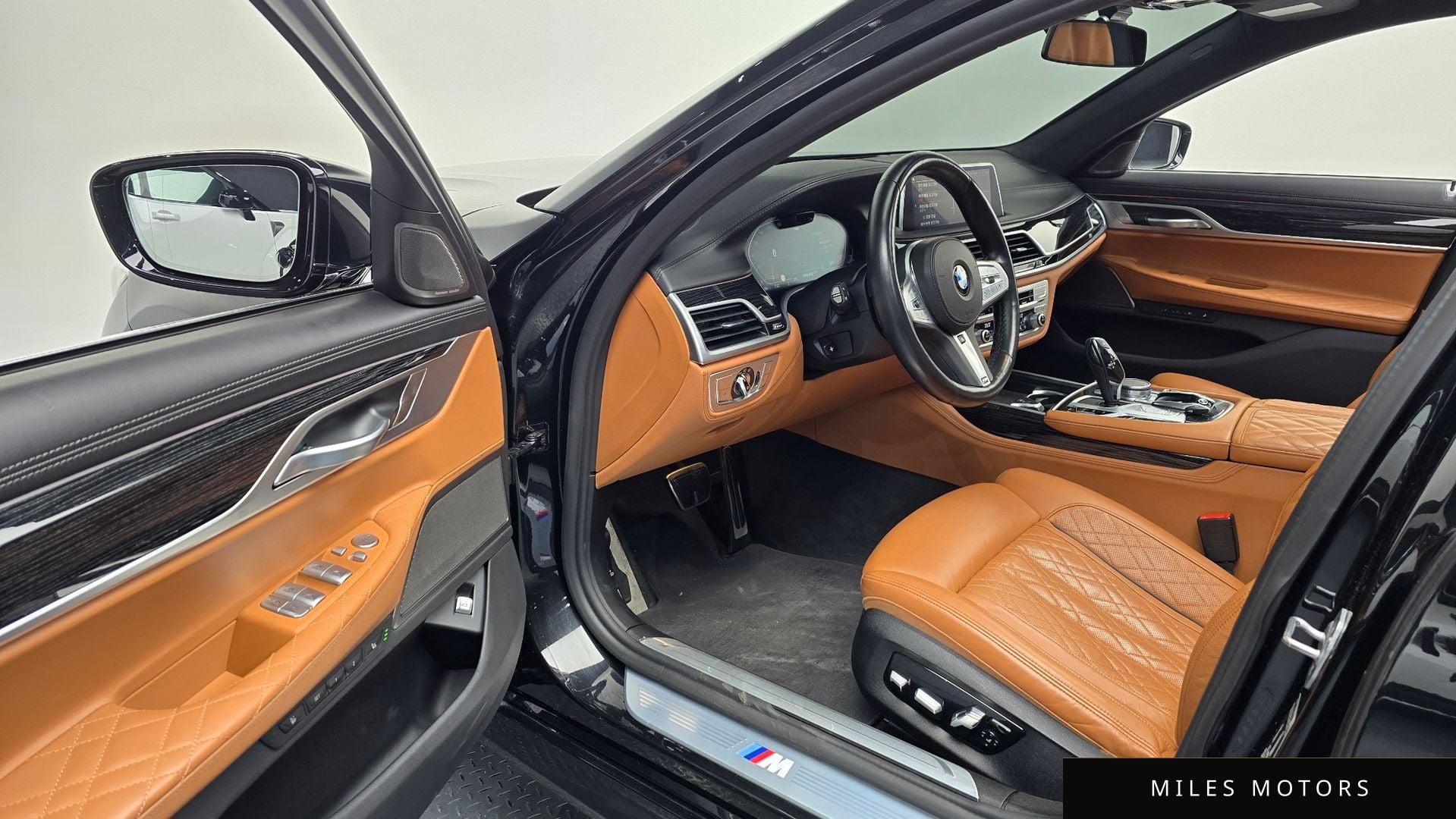 BMW 7시리즈 (G11) 2022 — миниатюра 11