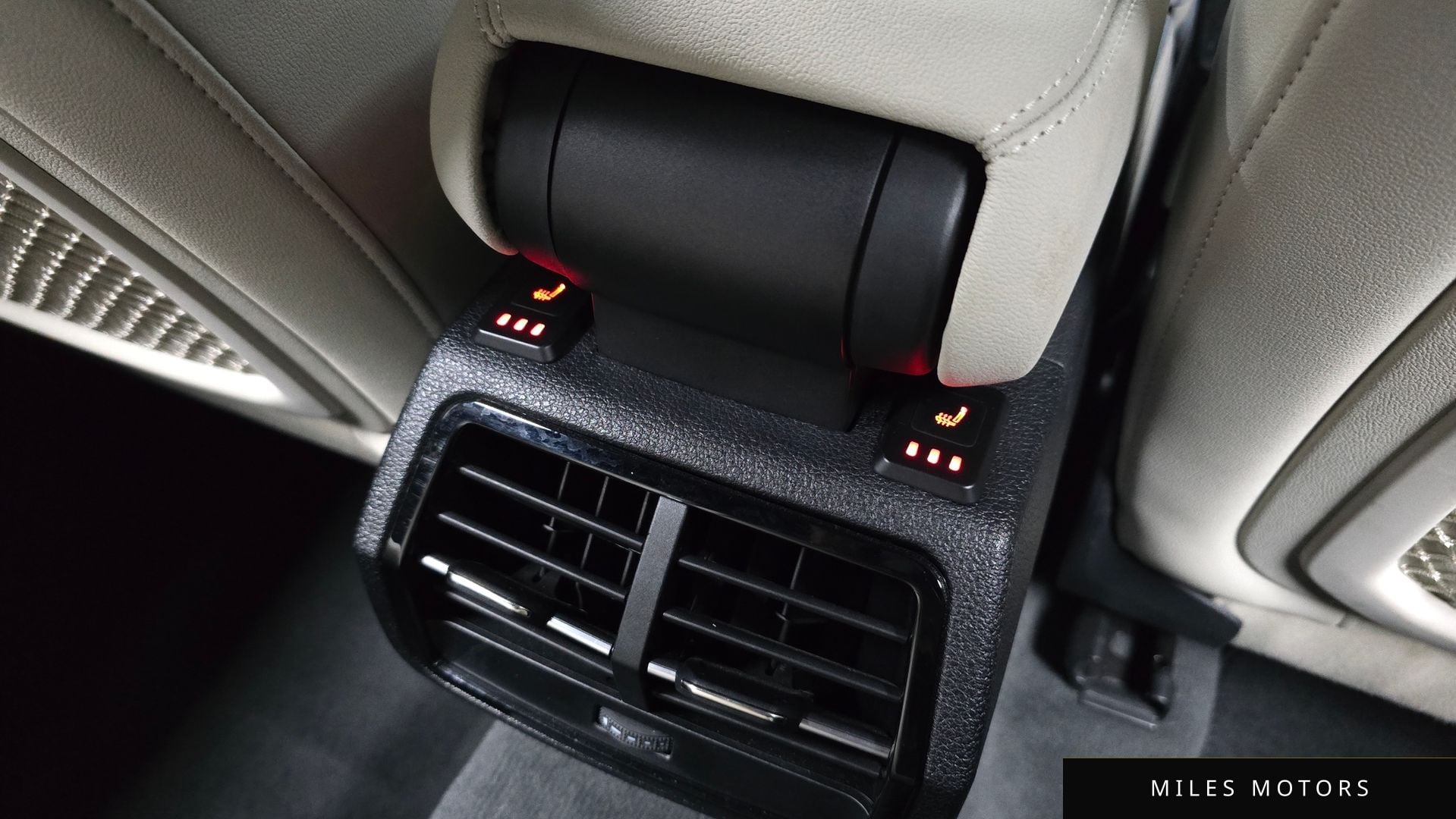 Audi Q3 (F3) 2022 — миниатюра 19
