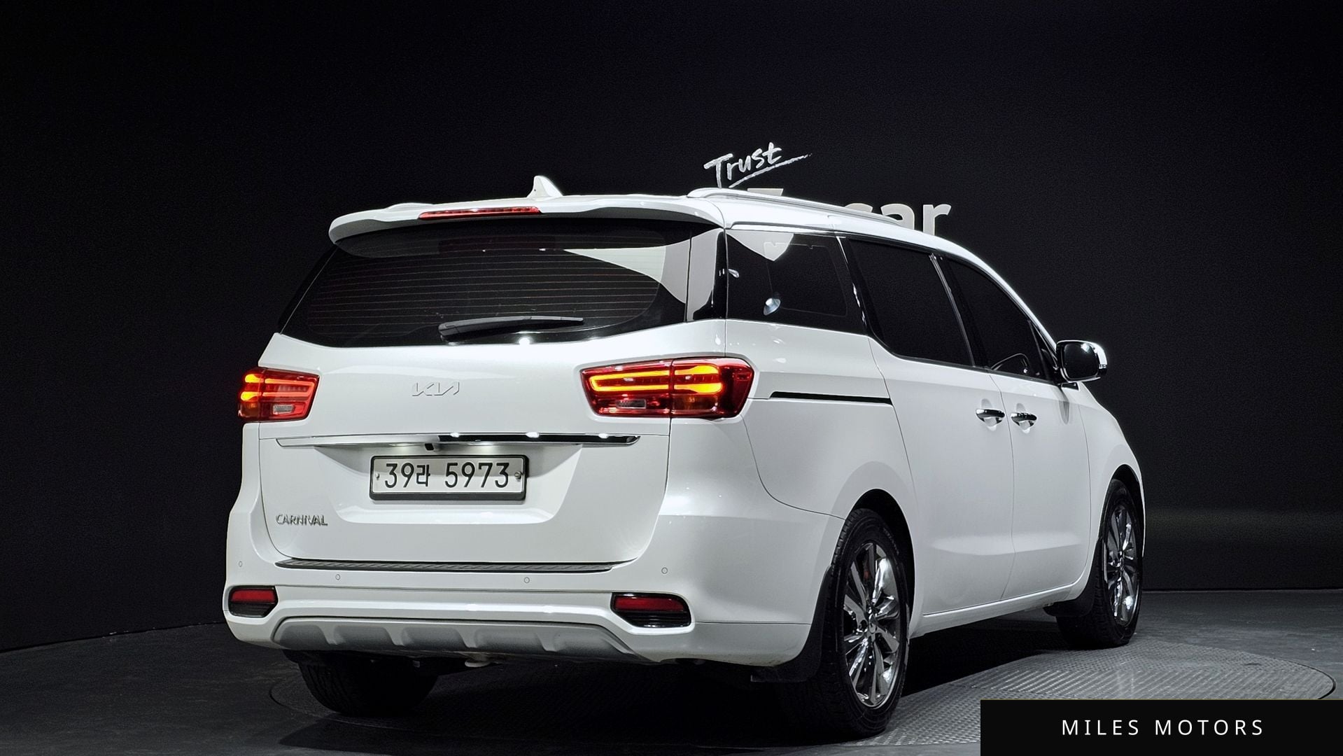 Kia Canival 2019 — миниатюра 2