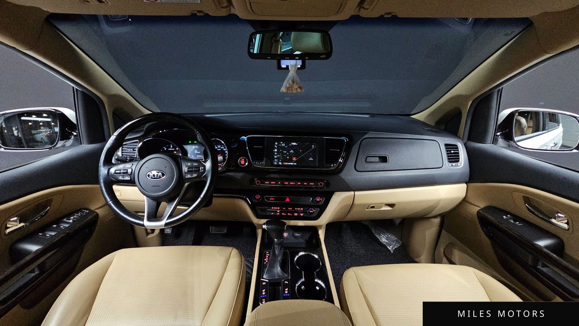 Kia Canival 2019 — миниатюра 7