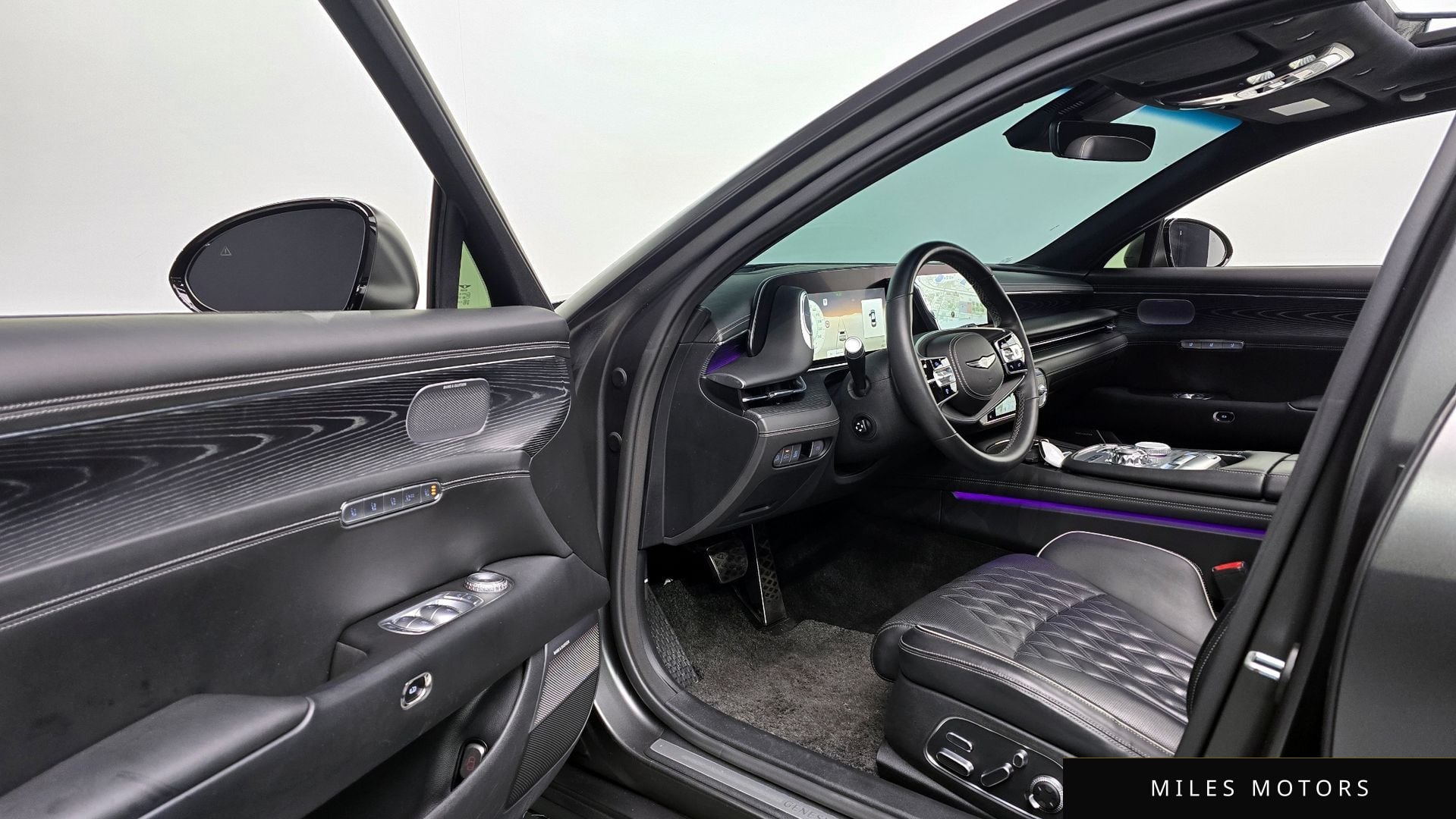 Genesis G90 (RS4) 2022 — миниатюра 11