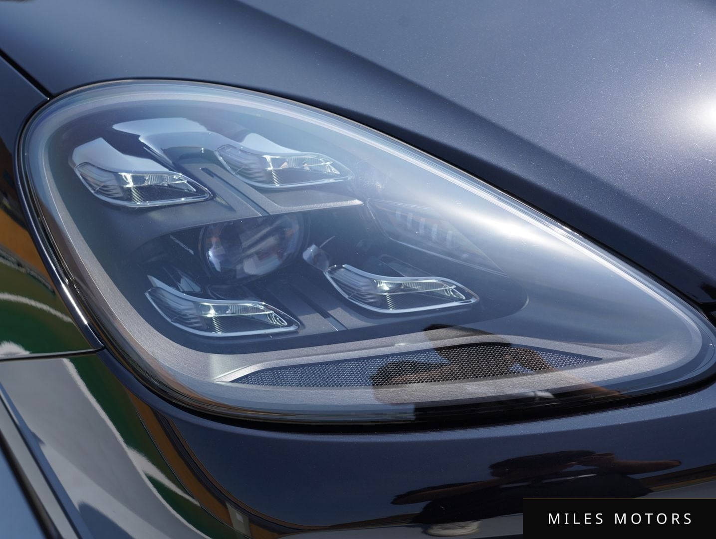 Porsche Cayenne 2022 — миниатюра 11