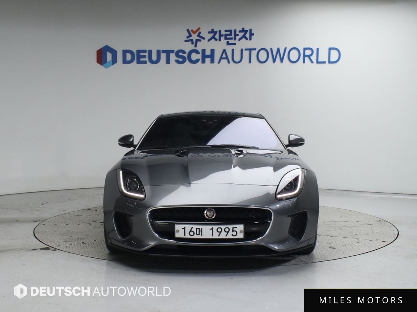 Jaguar F-TYPE 2019 — миниатюра 2