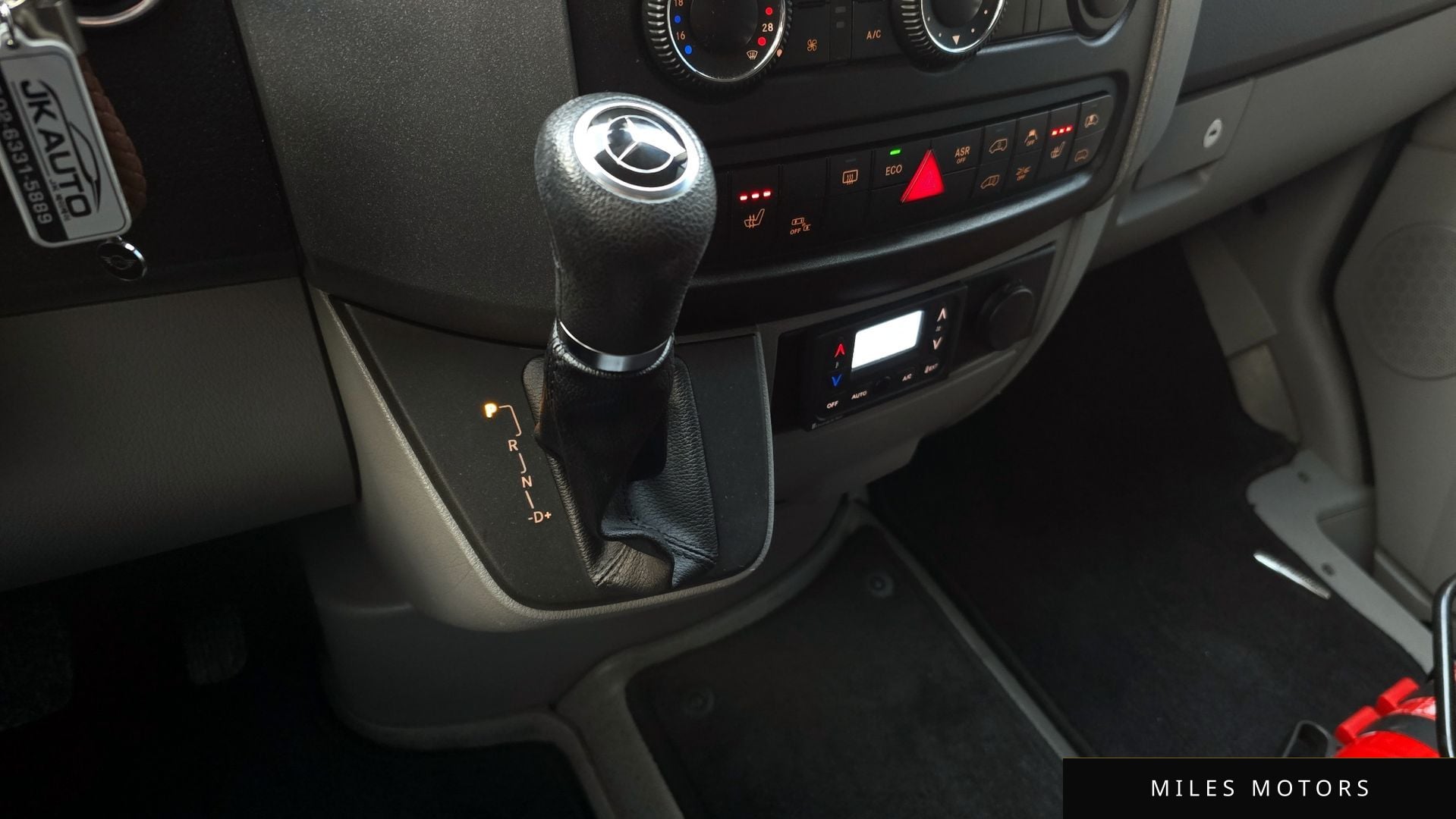 Mercedes-Benz Sprinter 2017 — миниатюра 9