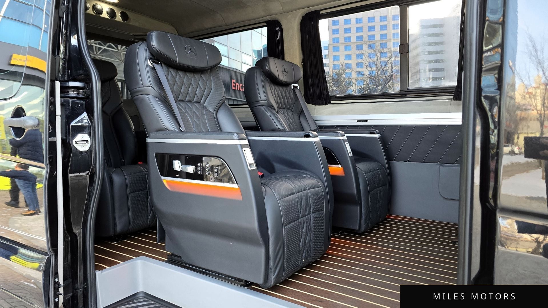 Mercedes-Benz Sprinter 2017 — миниатюра 12