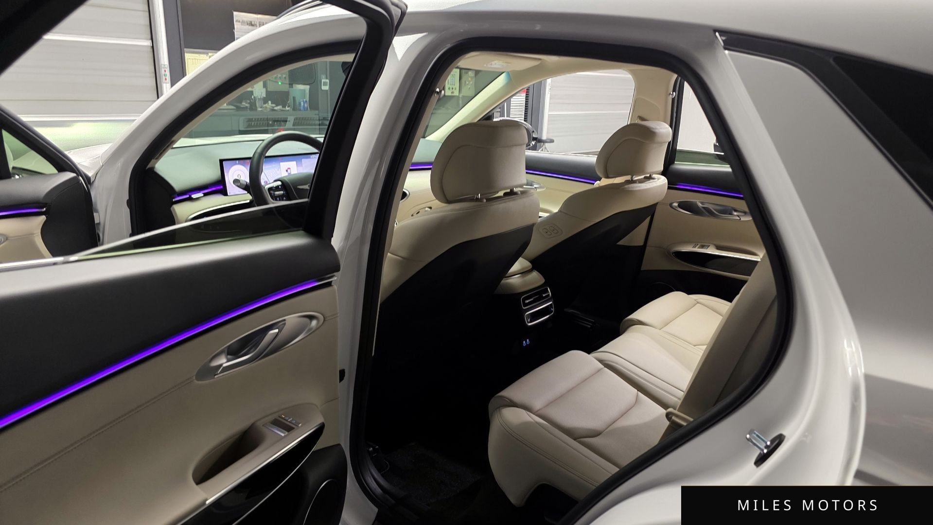 Genesis GV70 2025 — миниатюра 11