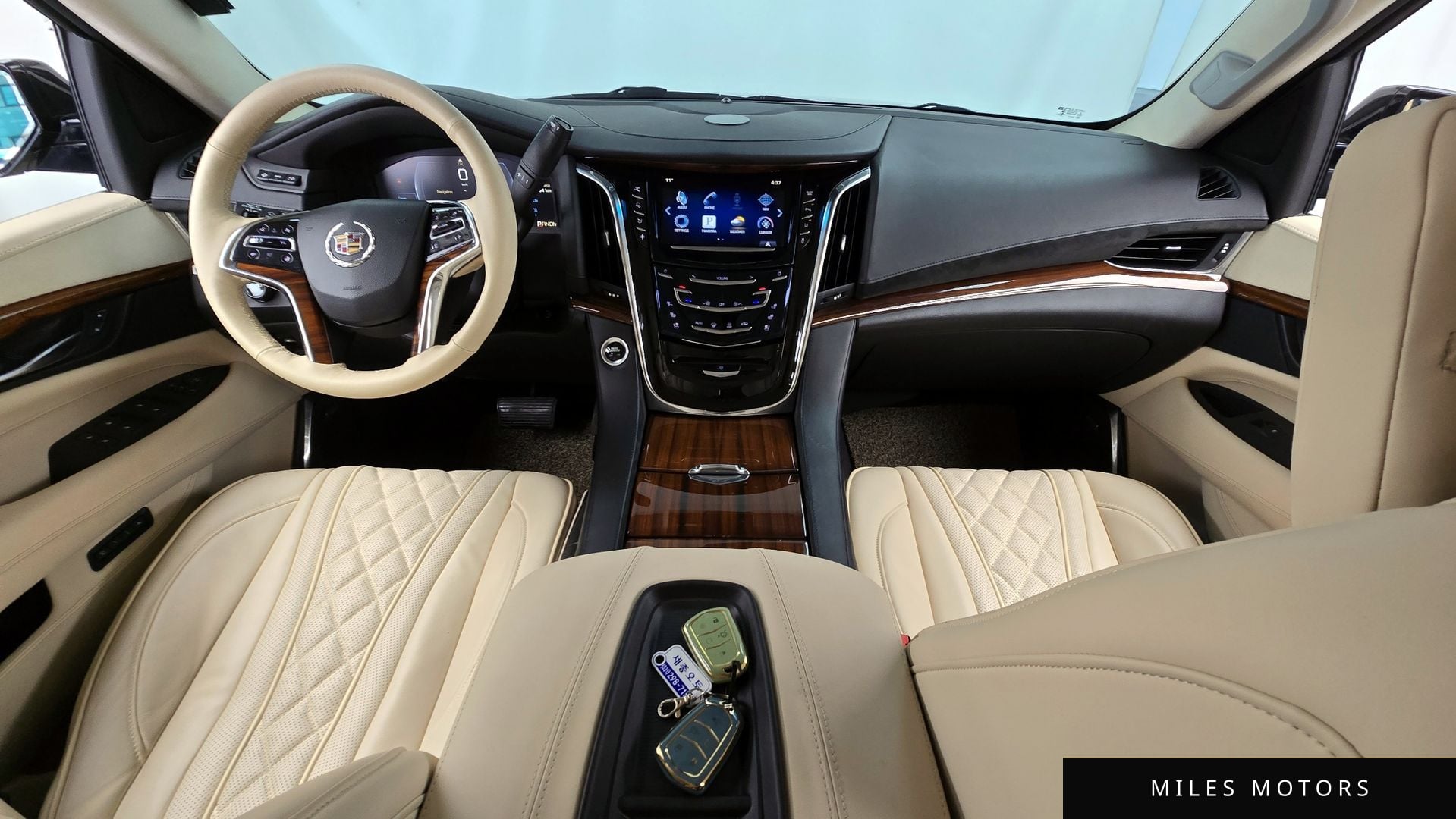 Cadillac Escalade 2015 — миниатюра 7