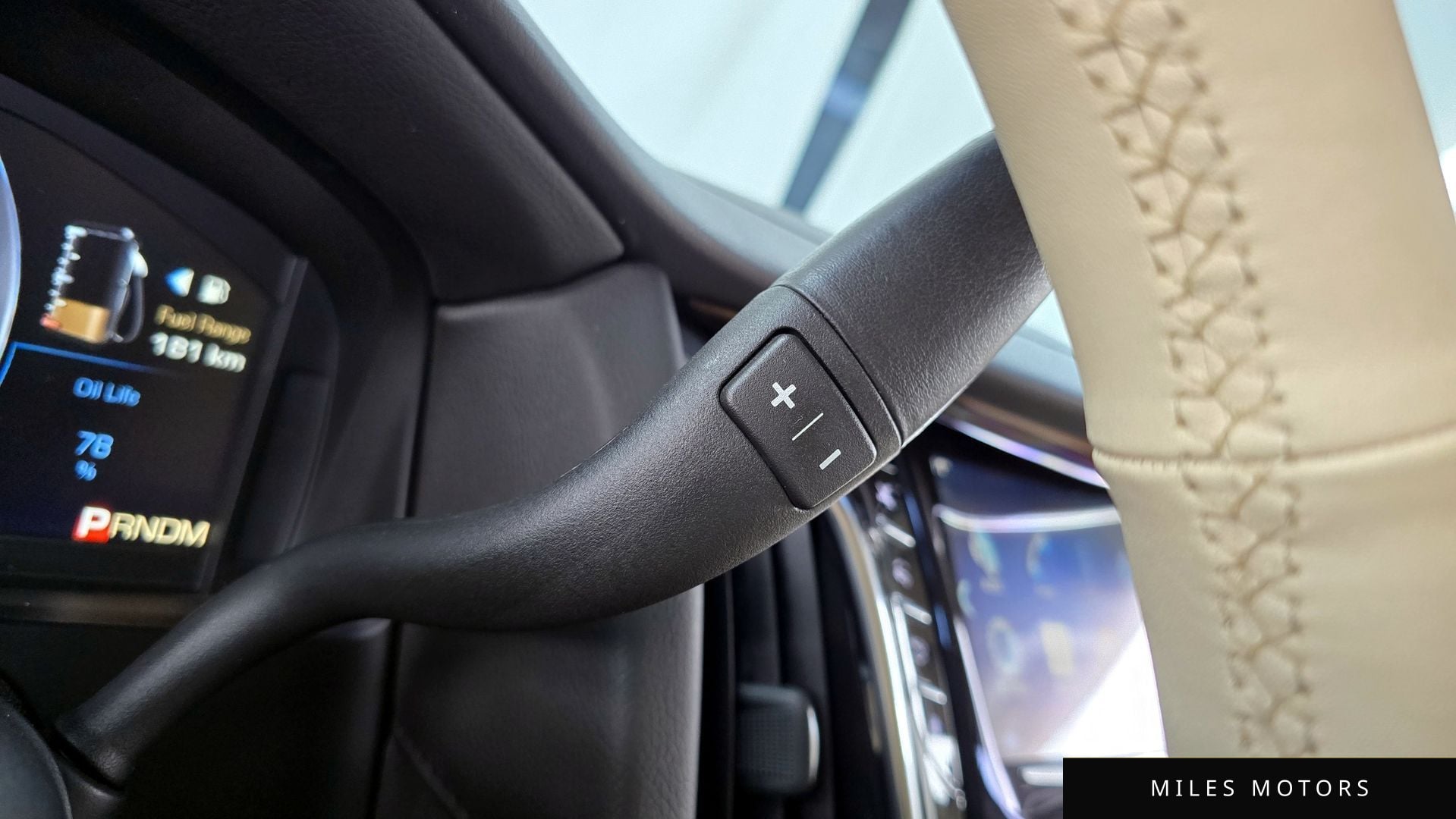 Cadillac Escalade 2015 — миниатюра 9