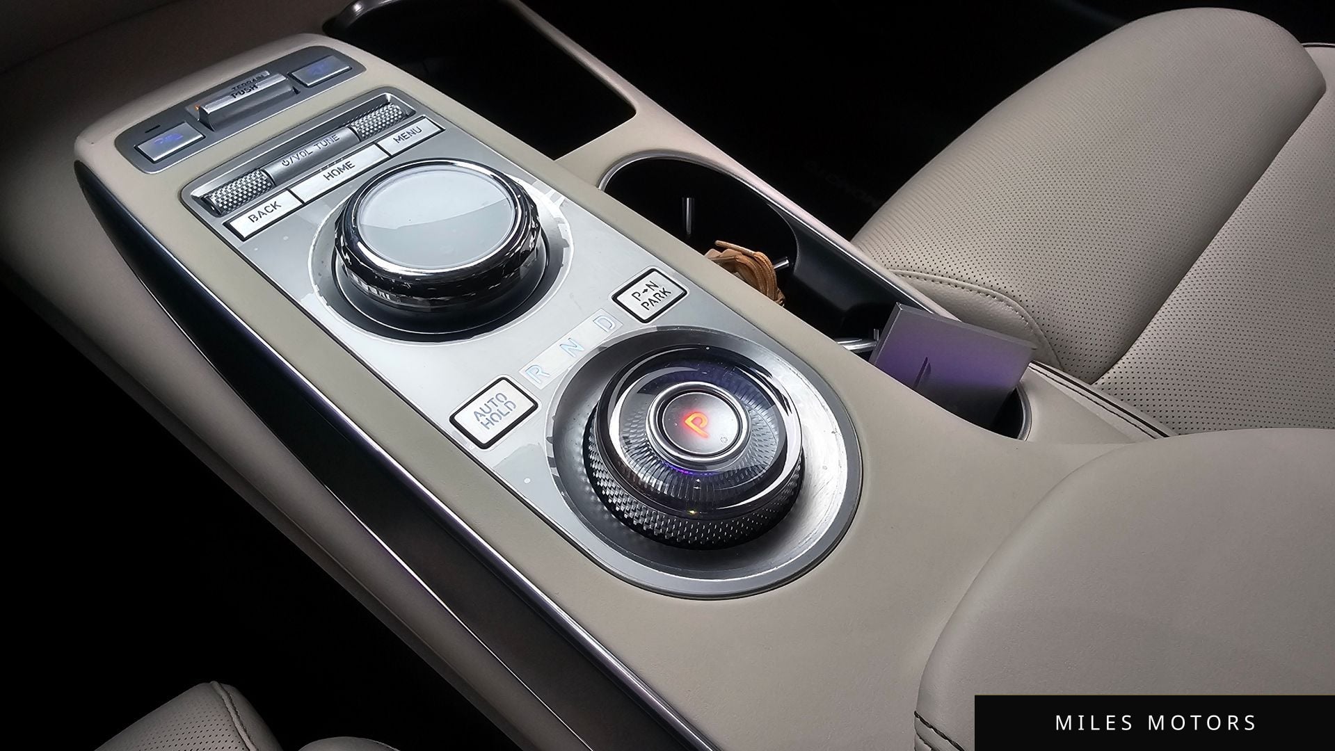 Genesis GV70 2024 — миниатюра 9