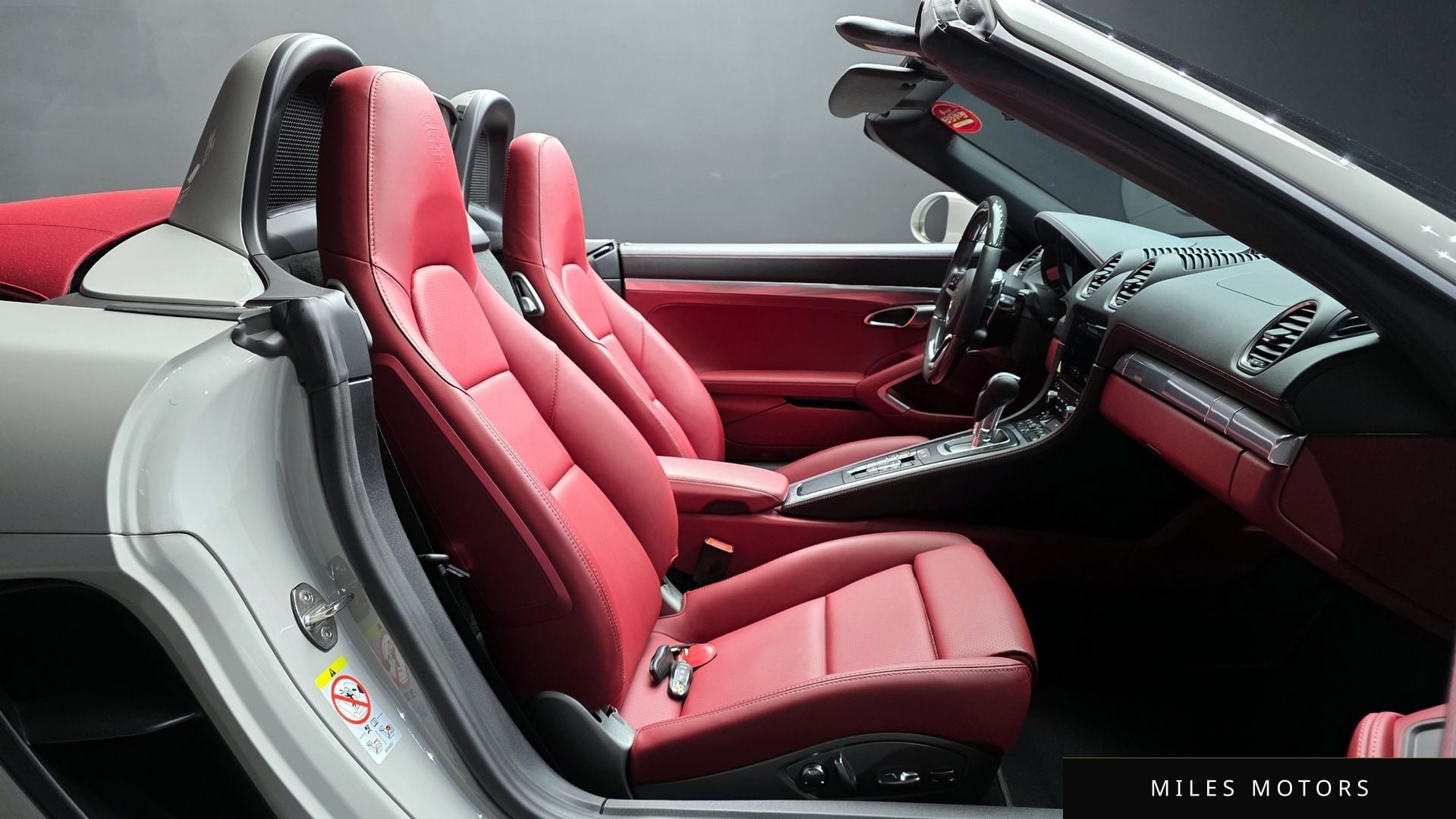 Porsche 718 박스터 2024 — миниатюра 10