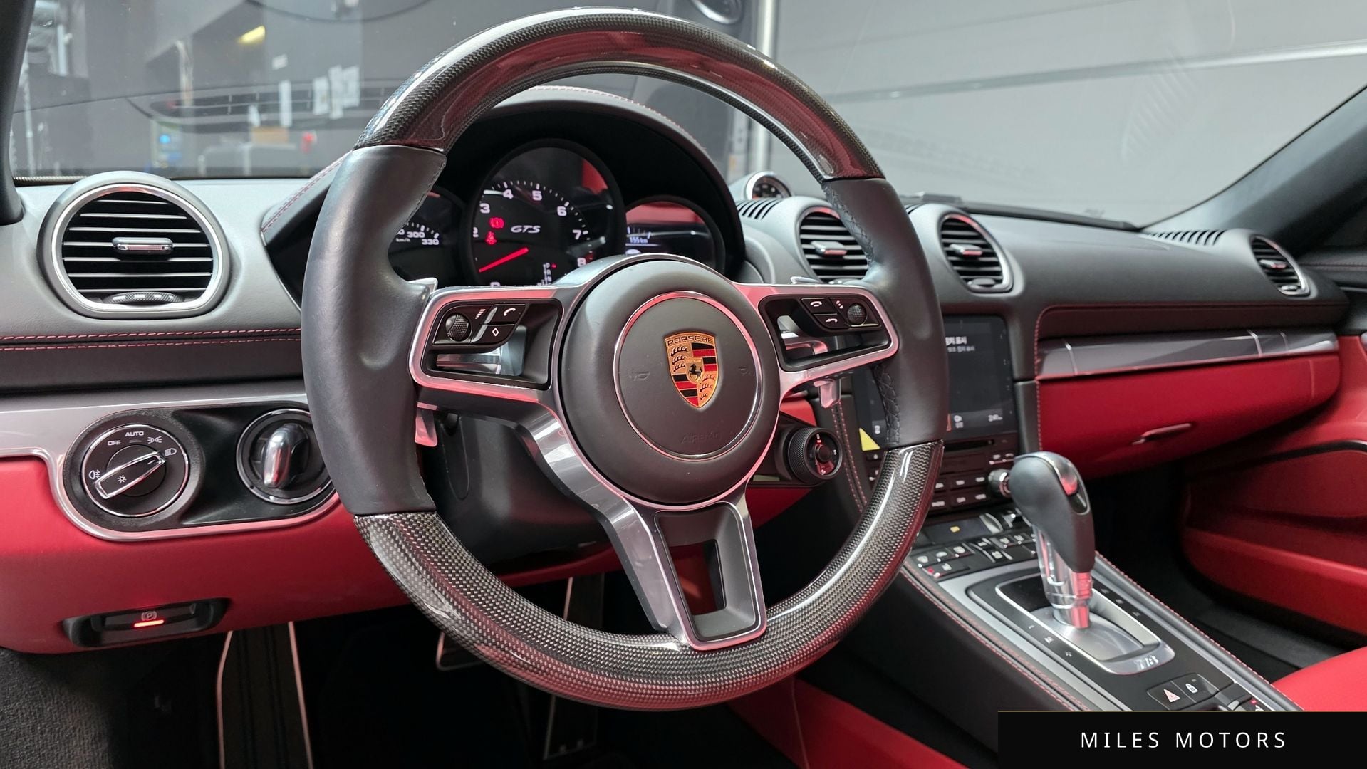 Porsche 718 박스터 2024 — миниатюра 12