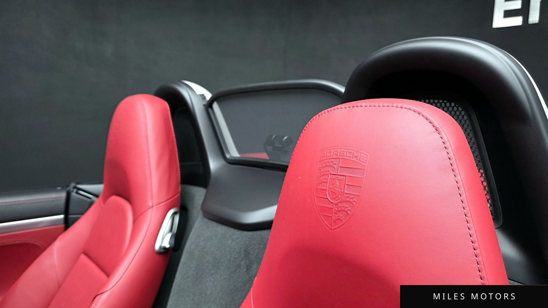 Porsche 718 박스터 2024 — миниатюра 18