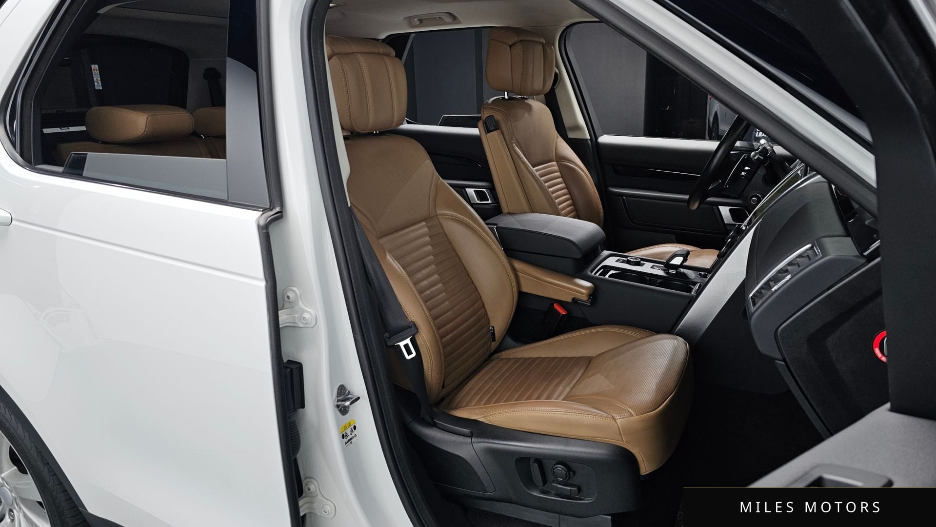 Land Rover 디스커버리 5 2022 — миниатюра 9