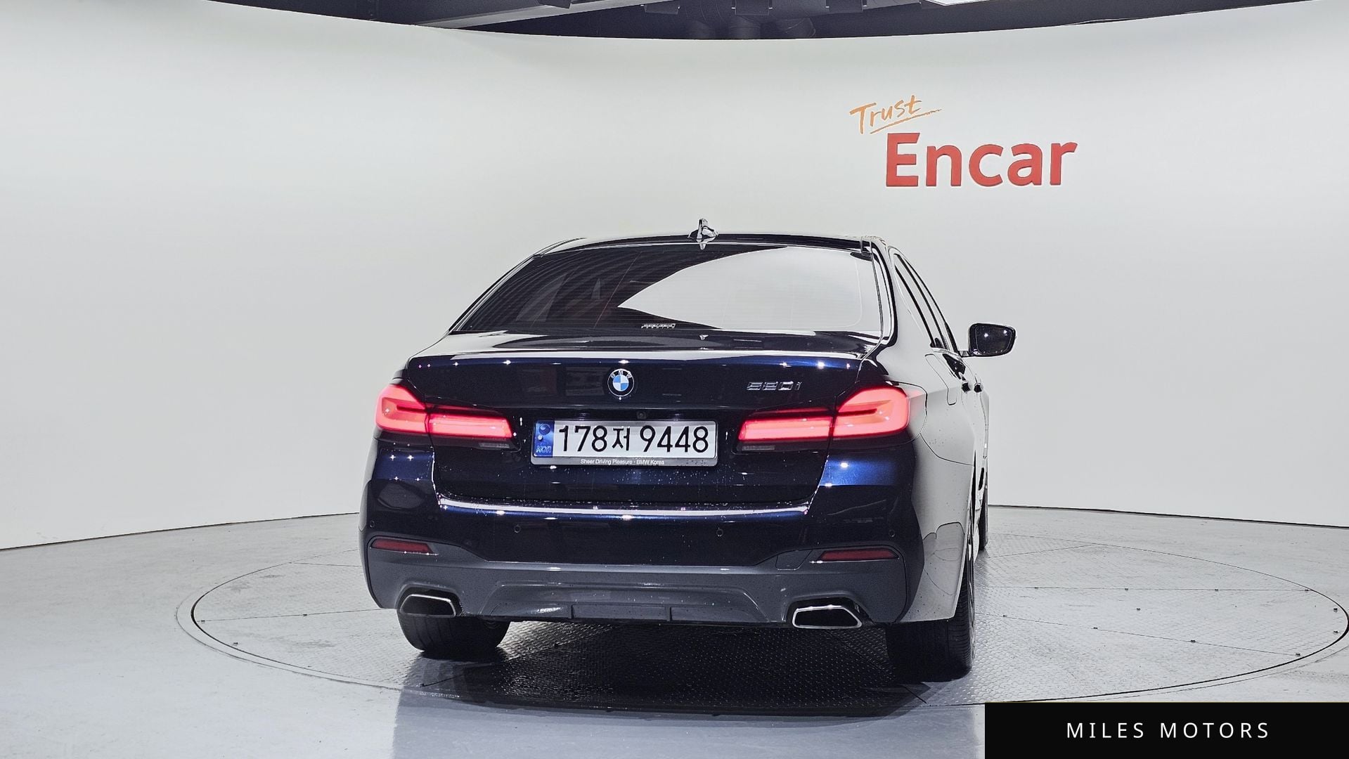 BMW 5 Series (G30) 2021 — миниатюра 4