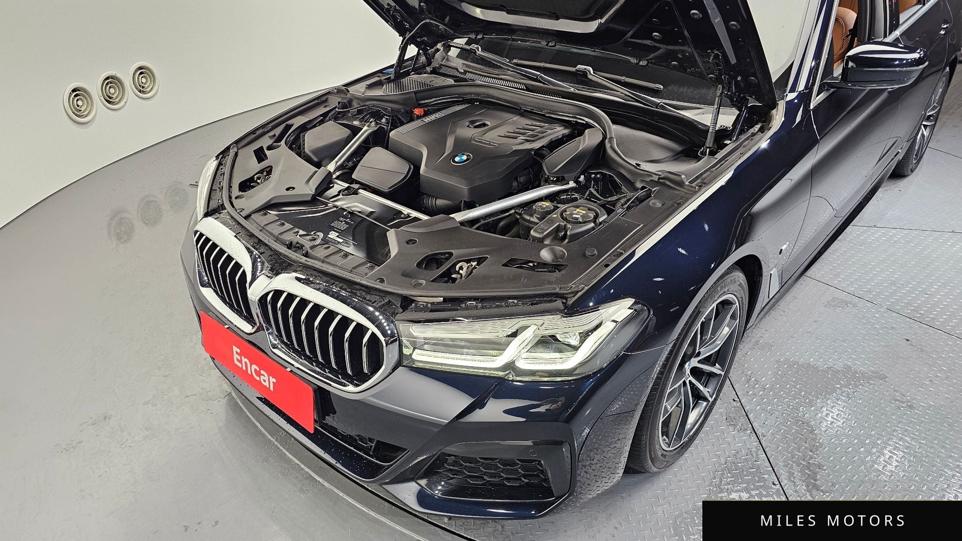BMW 5 Series (G30) 2021 — миниатюра 6