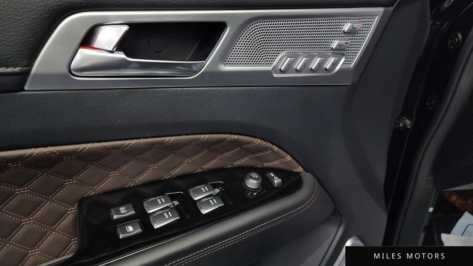 KG Mobility Rexton 2022 — миниатюра 12