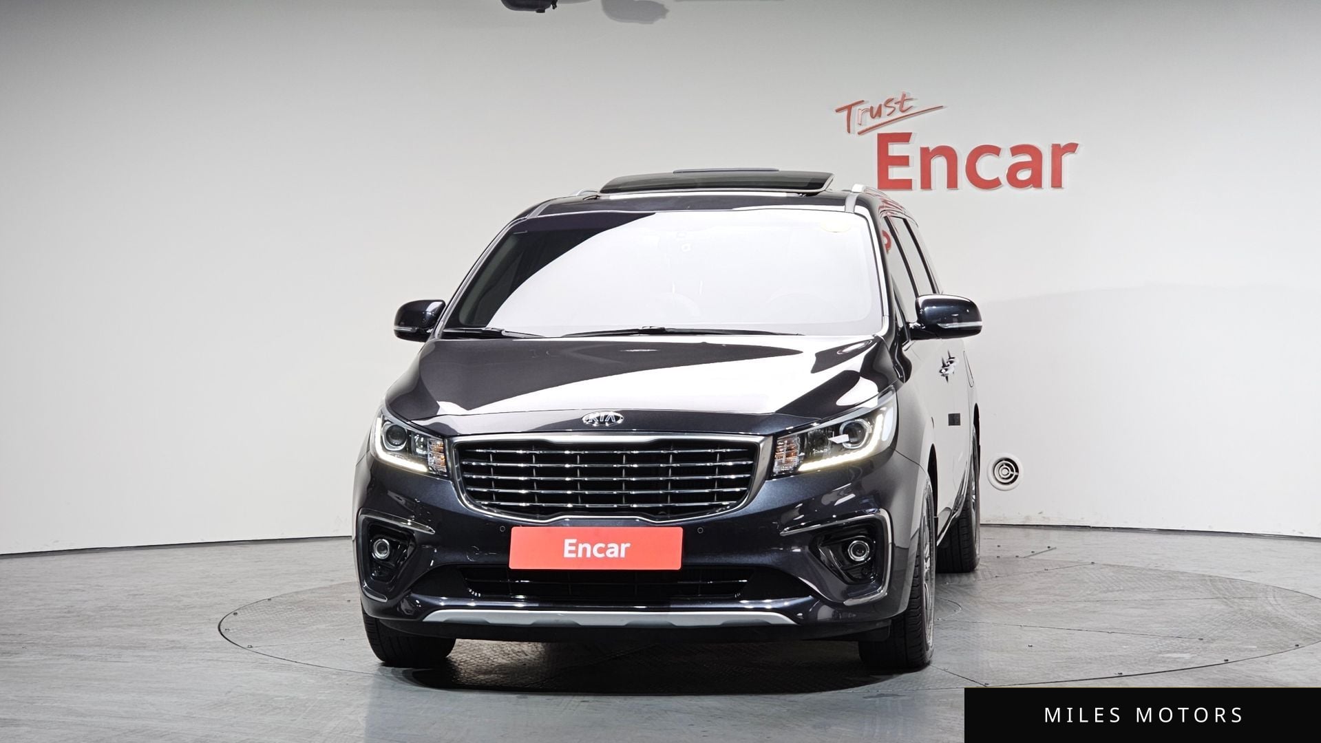 Kia Canival 2019 — миниатюра 3