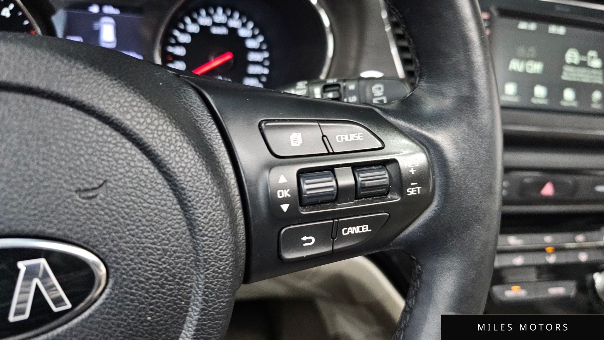 Kia Canival 2019 — миниатюра 17