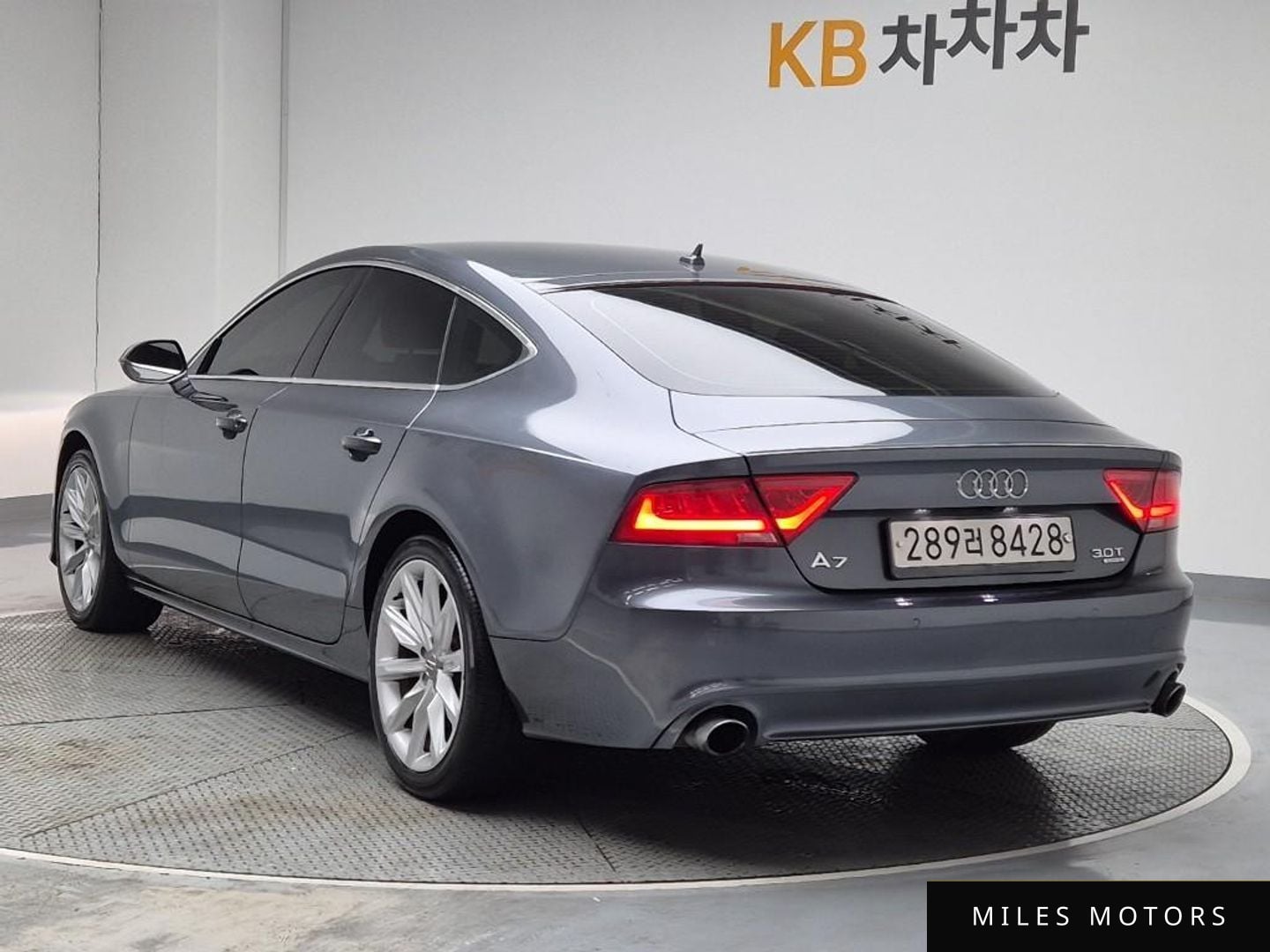 Audi A7 2012 — миниатюра 2