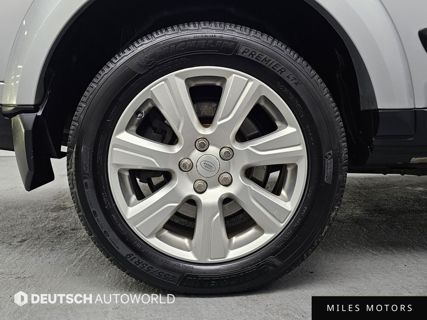 Land Rover Discovery 2013 — миниатюра 5