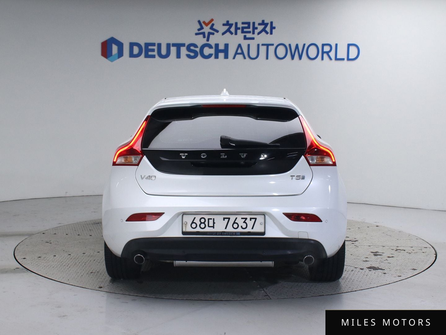 Volvo V40 2018 — миниатюра 5