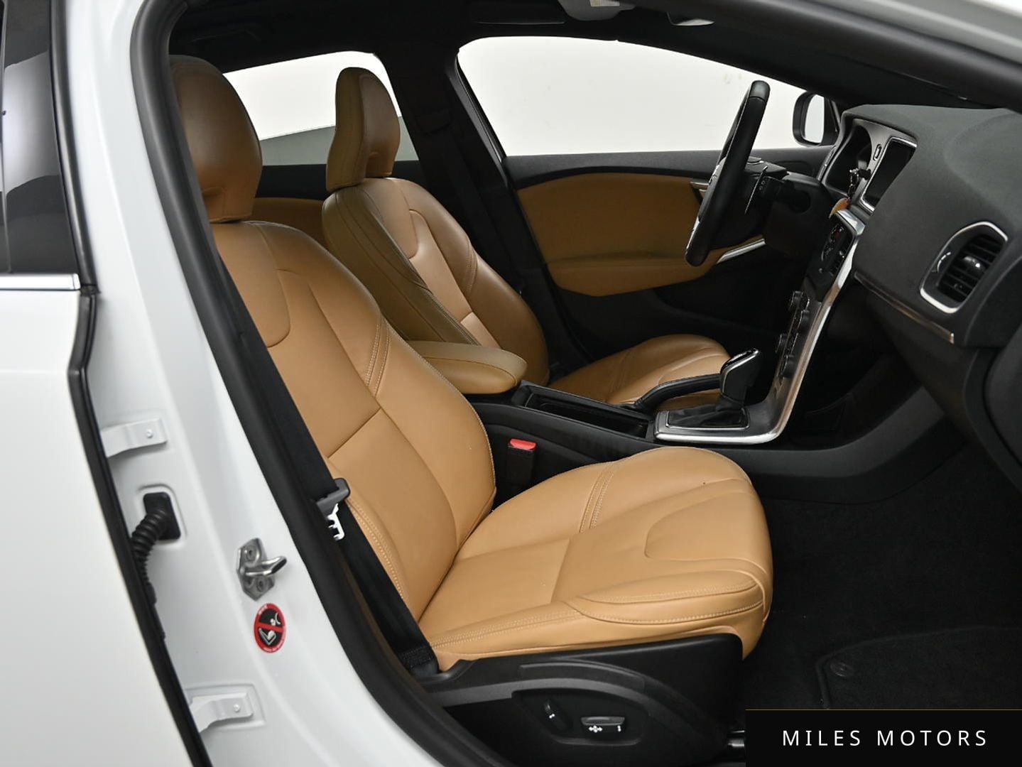 Volvo V40 2018 — миниатюра 11