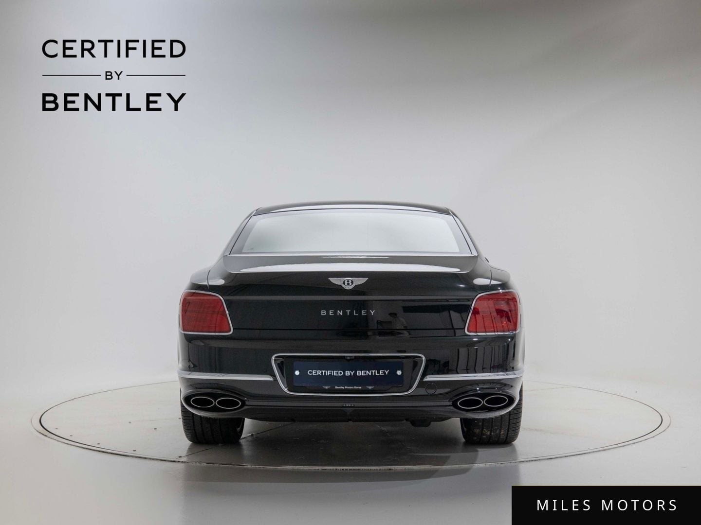 Bentley Flying Spur 2024 — миниатюра 3