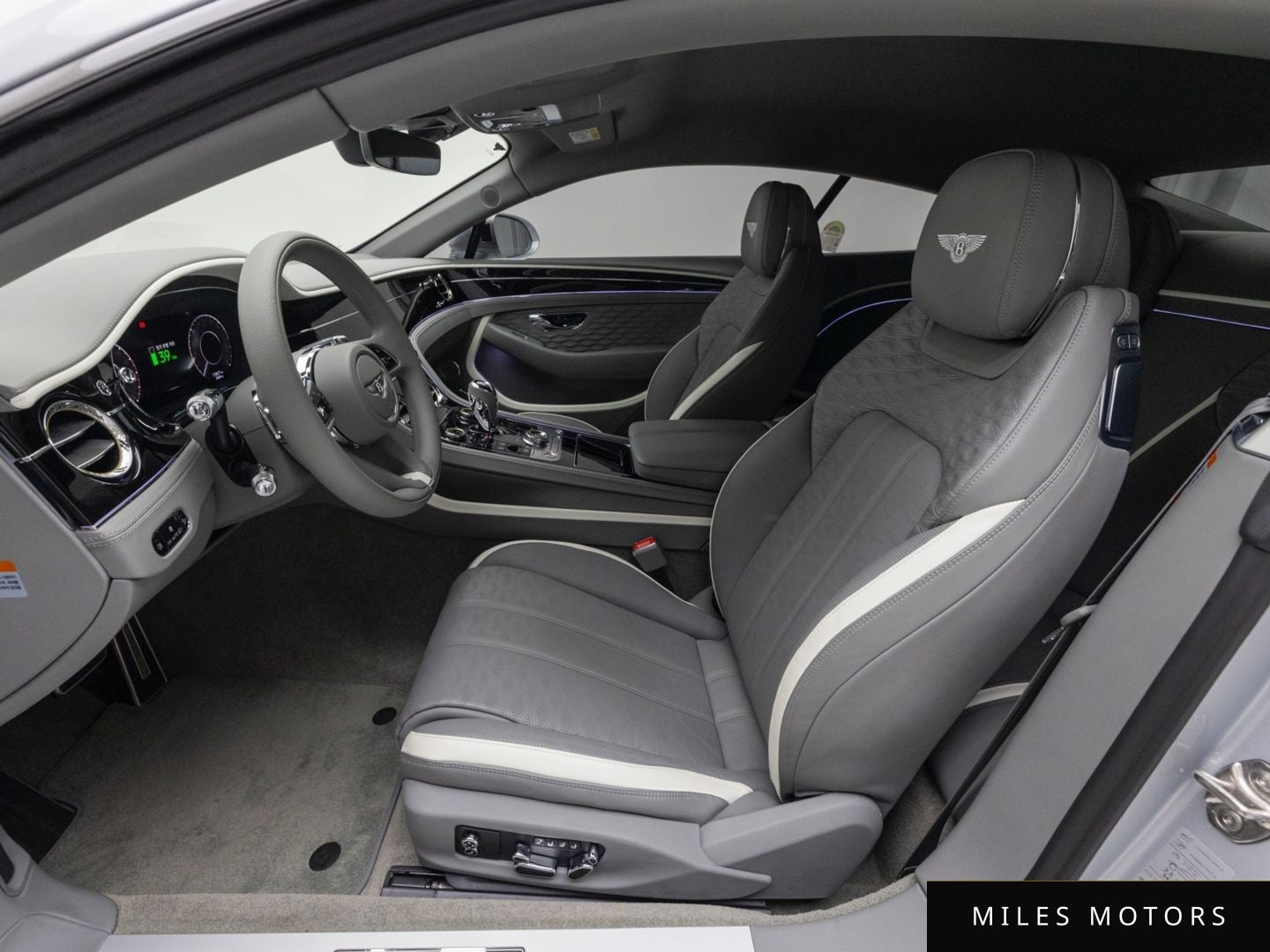 Bentley Continental GT 2025 — миниатюра 10