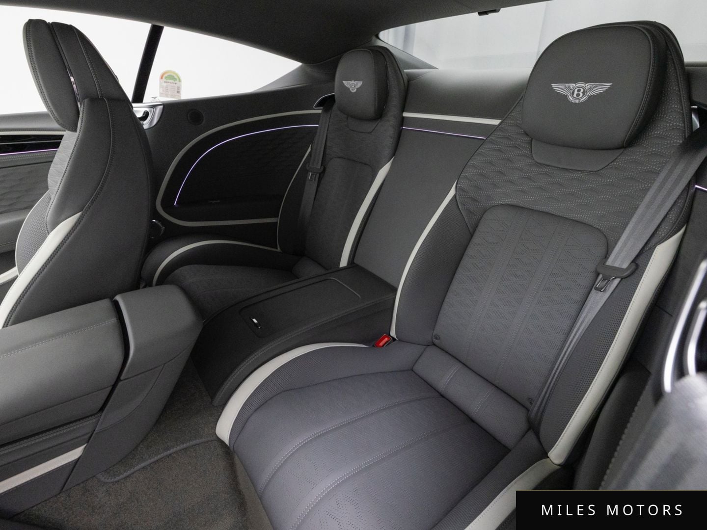 Bentley Continental GT 2025 — миниатюра 12