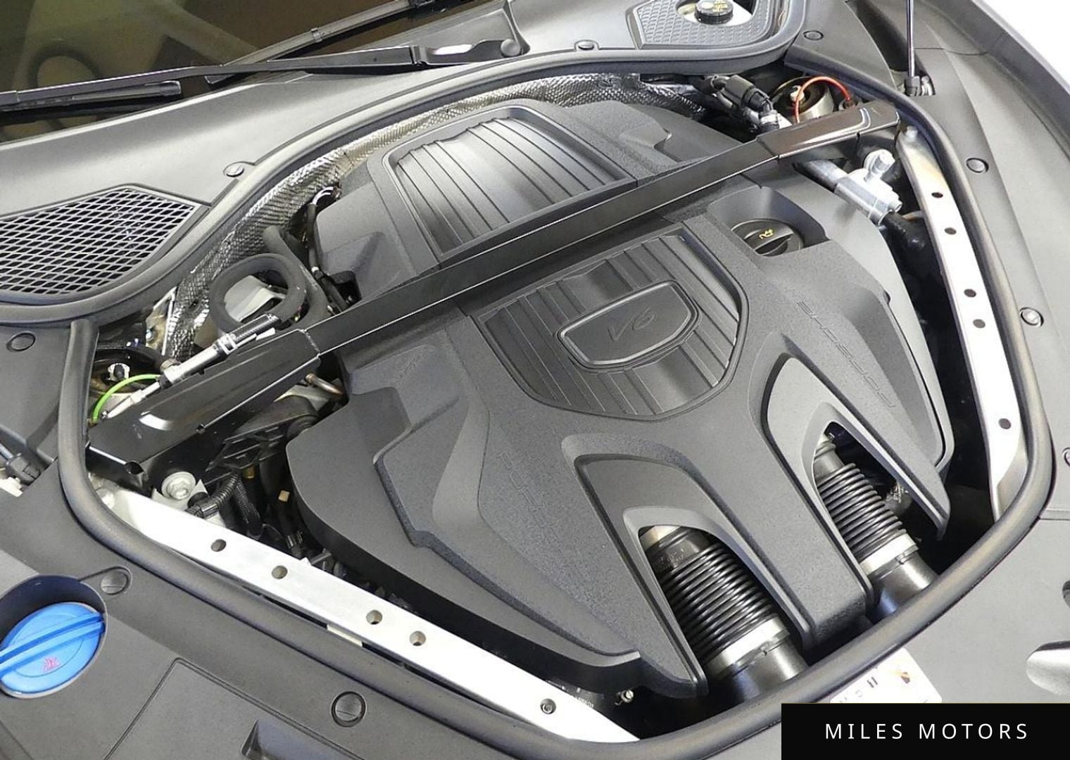 Porsche Panamera 2022 — миниатюра 6