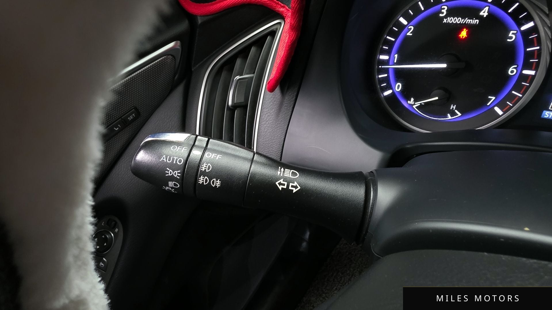 Infiniti Q50 2016 — миниатюра 17