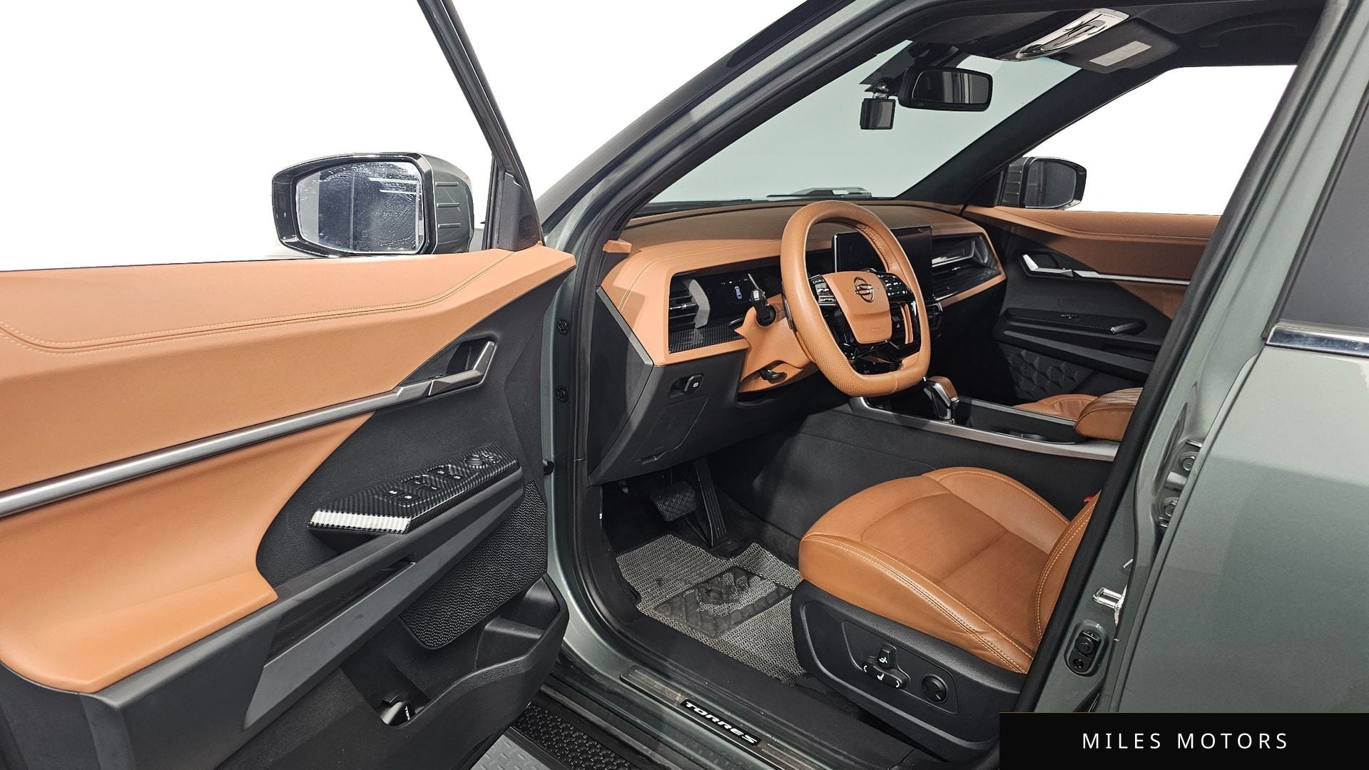 KG Mobility 토레스 2023 — миниатюра 10