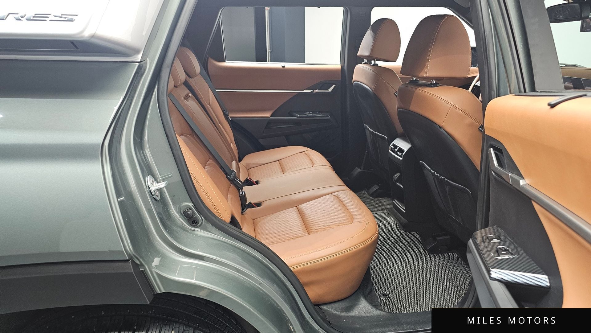 KG Mobility 토레스 2023 — миниатюра 12