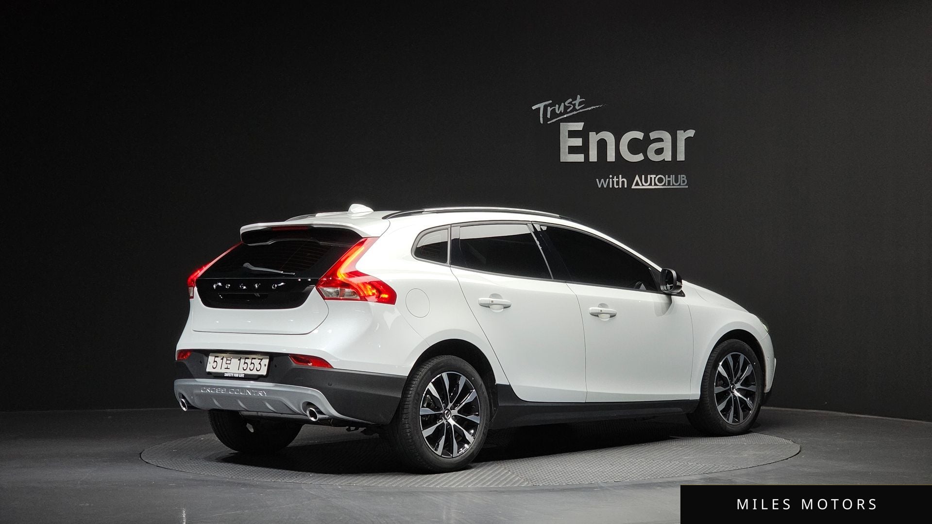 Volvo V40 2019 — миниатюра 2