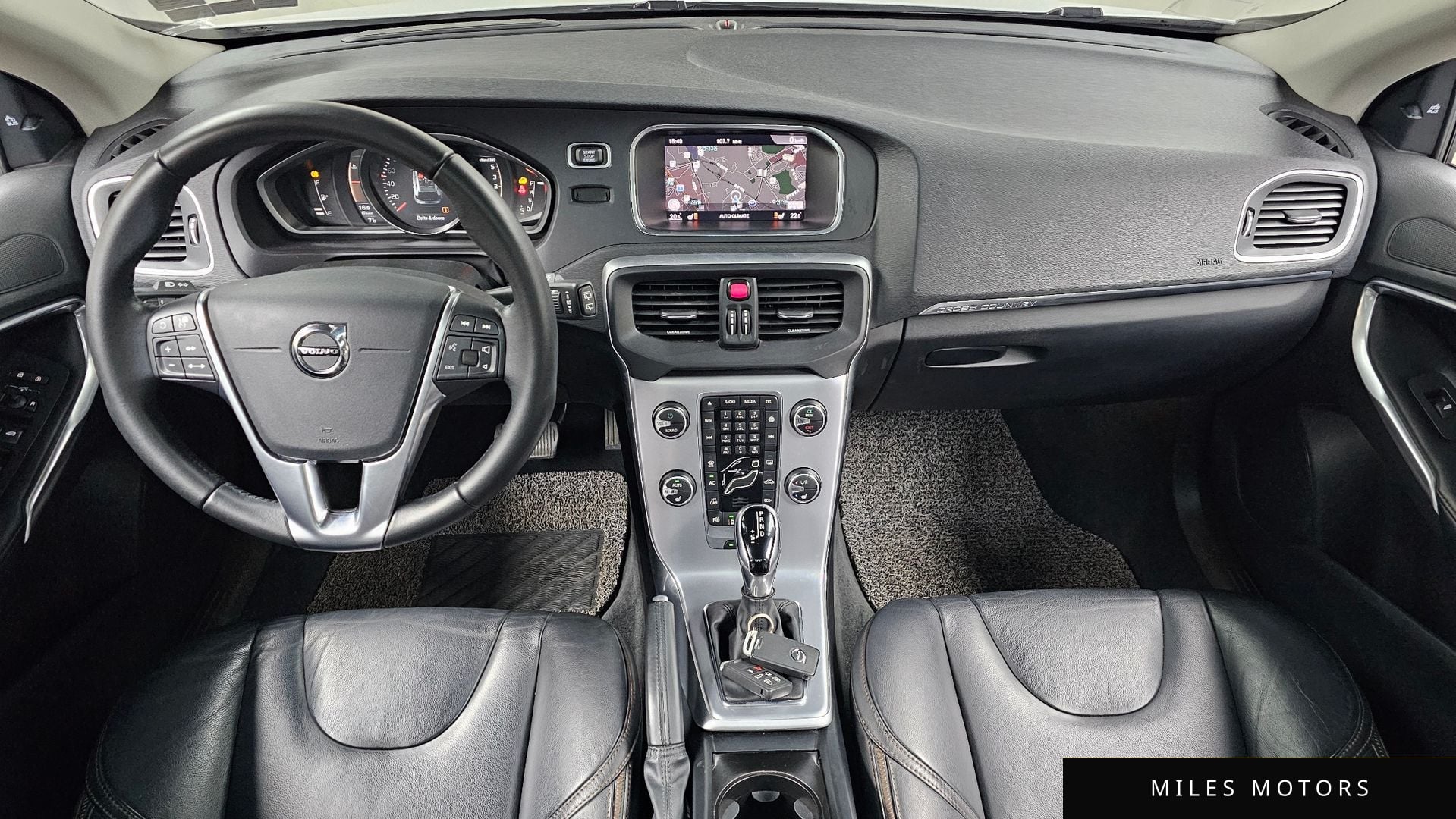 Volvo V40 2019 — миниатюра 7