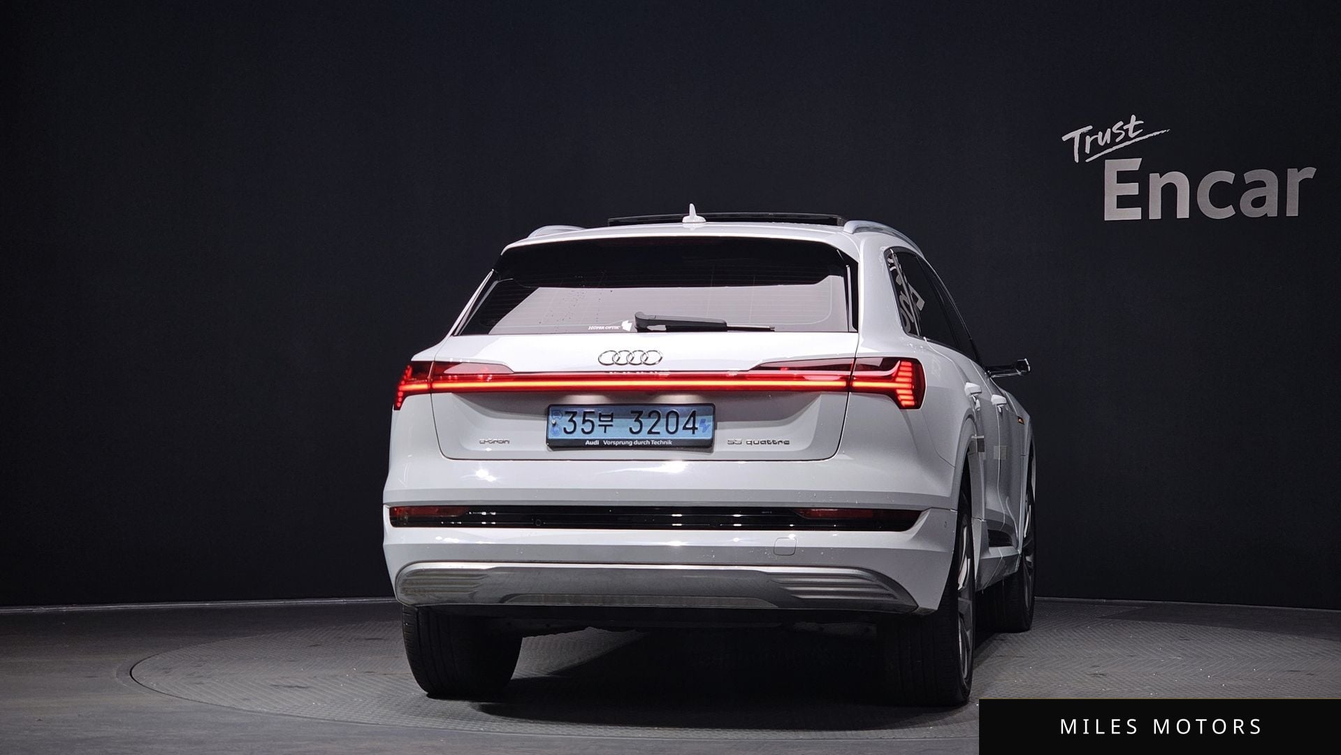 Audi e-tron 2021 — миниатюра 4