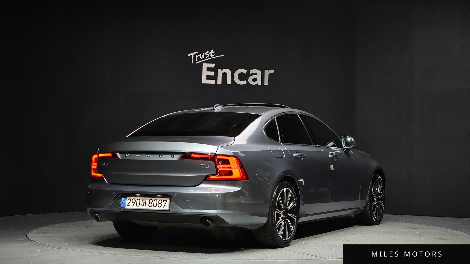 Volvo S90 2017 — миниатюра 2