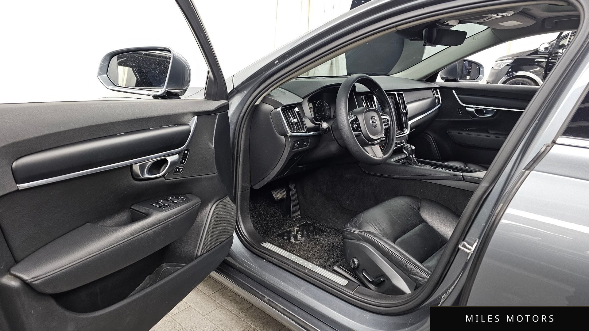 Volvo S90 2017 — миниатюра 10