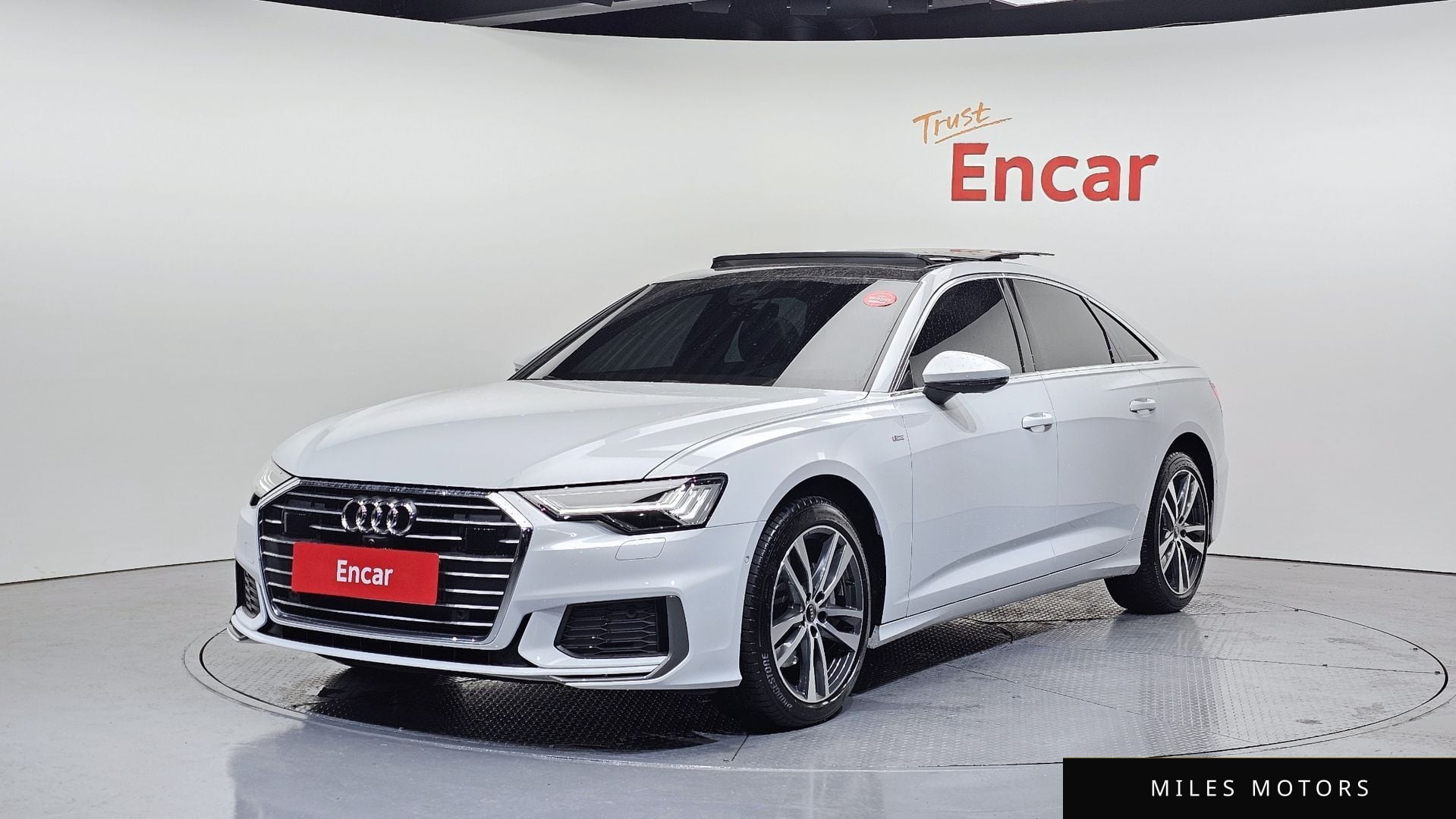 Audi A6 (C8) 2023 — фото 1 из 12