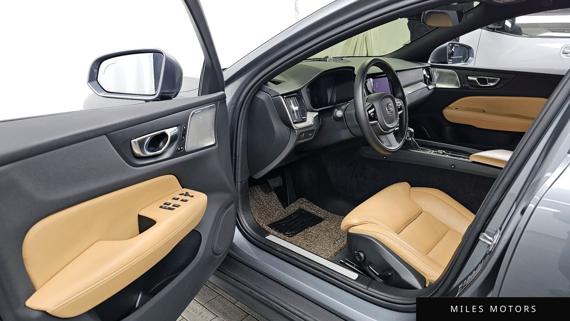 Volvo V60 2020 — миниатюра 10