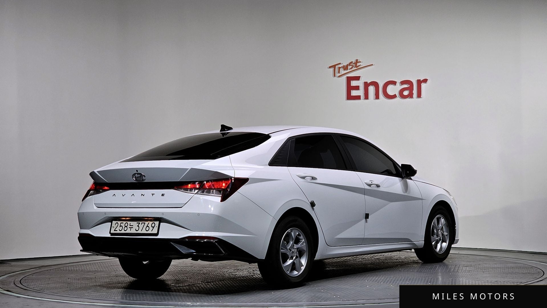 Hyundai AVANTE 2021 — миниатюра 2