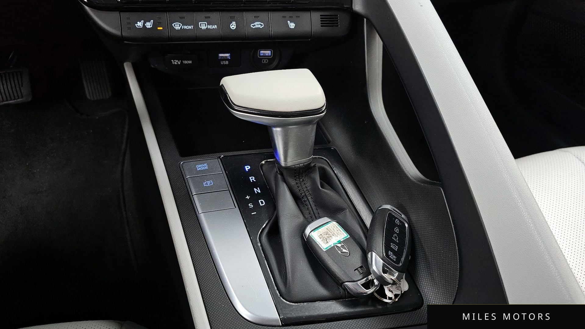 Hyundai AVANTE 2021 — миниатюра 9
