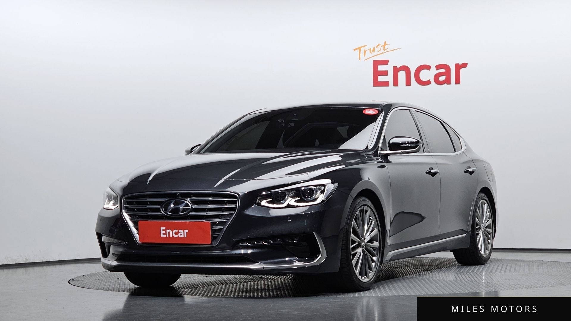 Hyundai Grandeur 2019 — фото 1 из 12