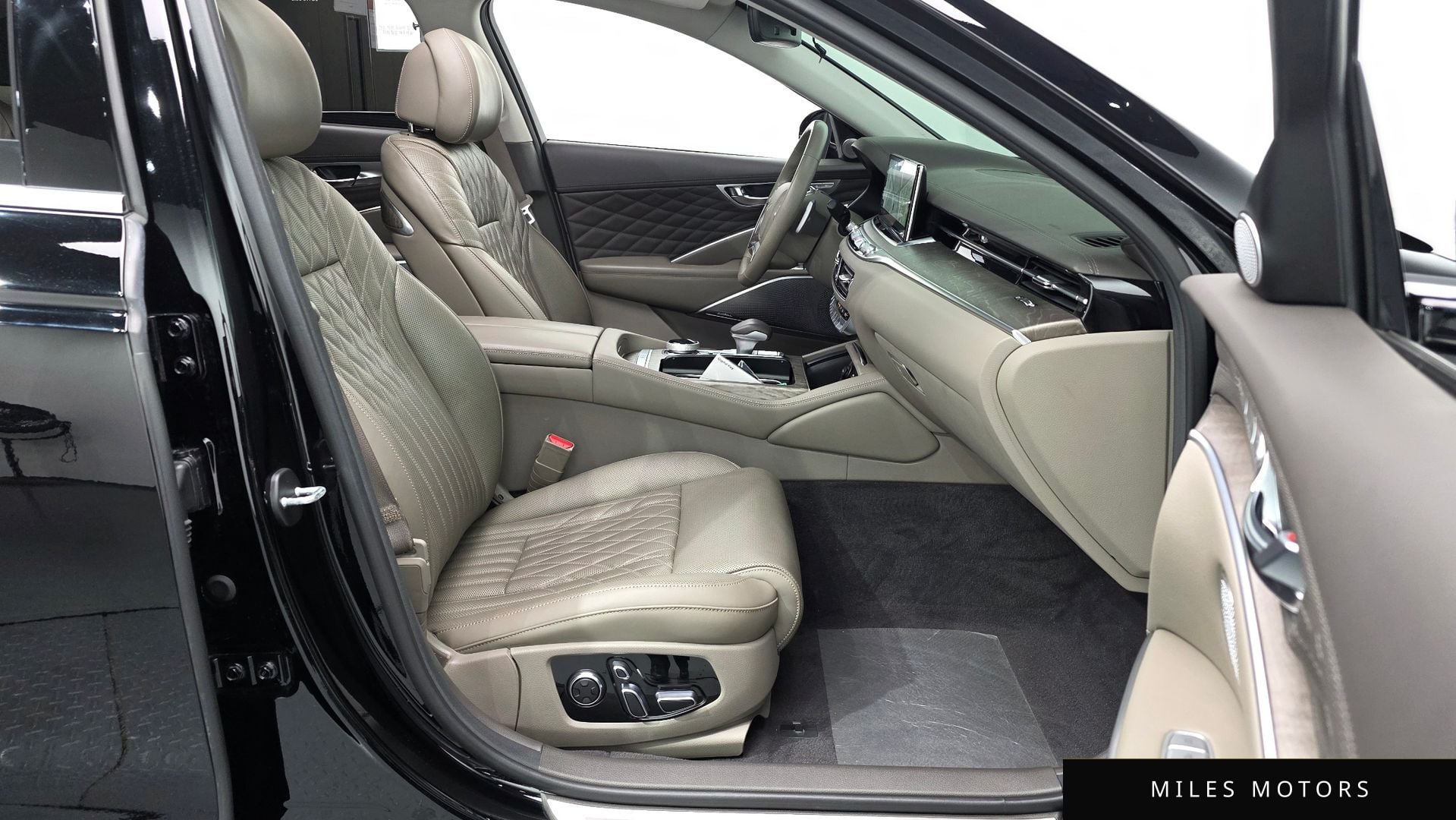 Kia K9 2022 — миниатюра 10