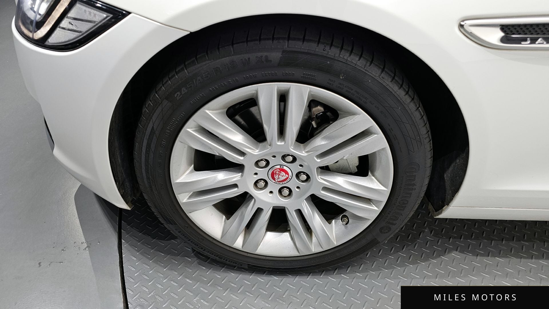 Jaguar XF (X260) 2018 — миниатюра 5