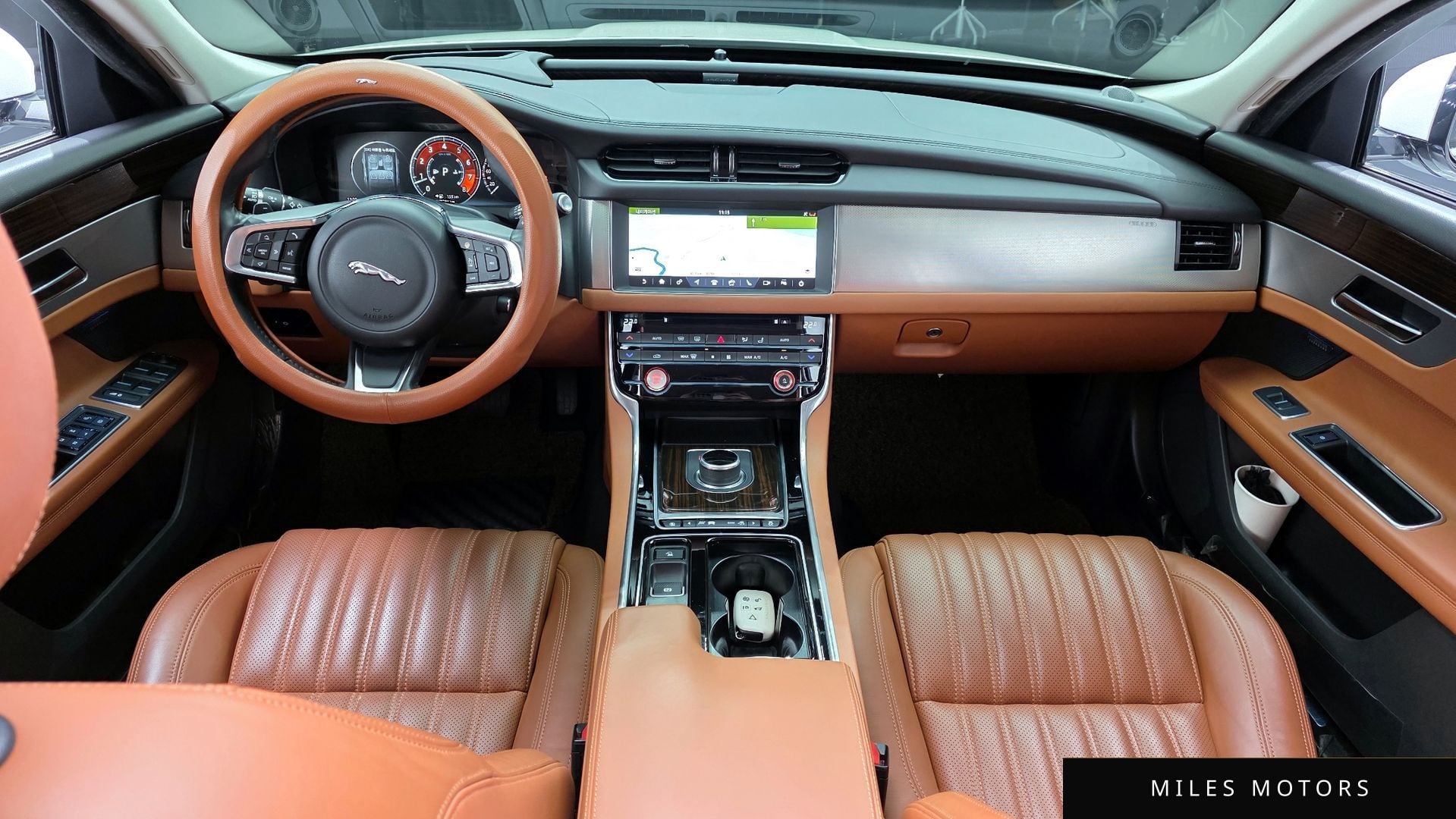 Jaguar XF (X260) 2018 — миниатюра 7