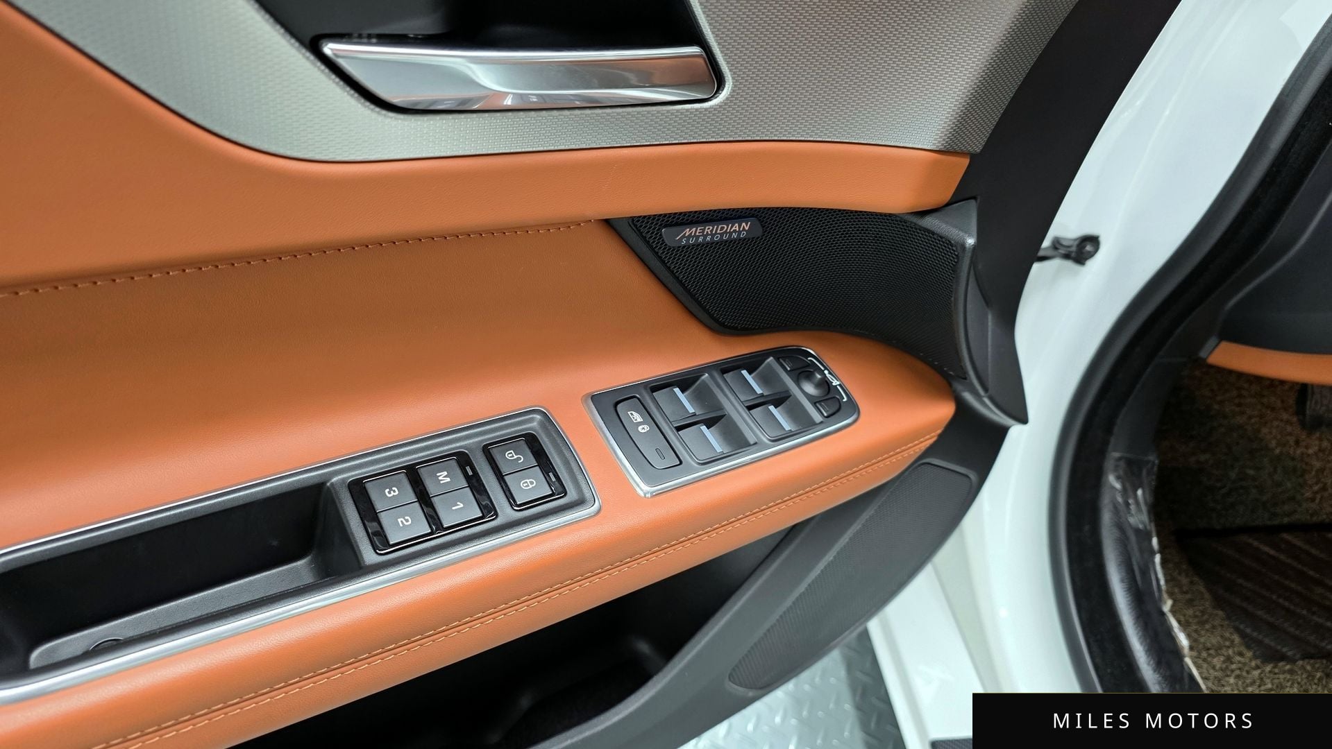 Jaguar XF (X260) 2018 — миниатюра 17