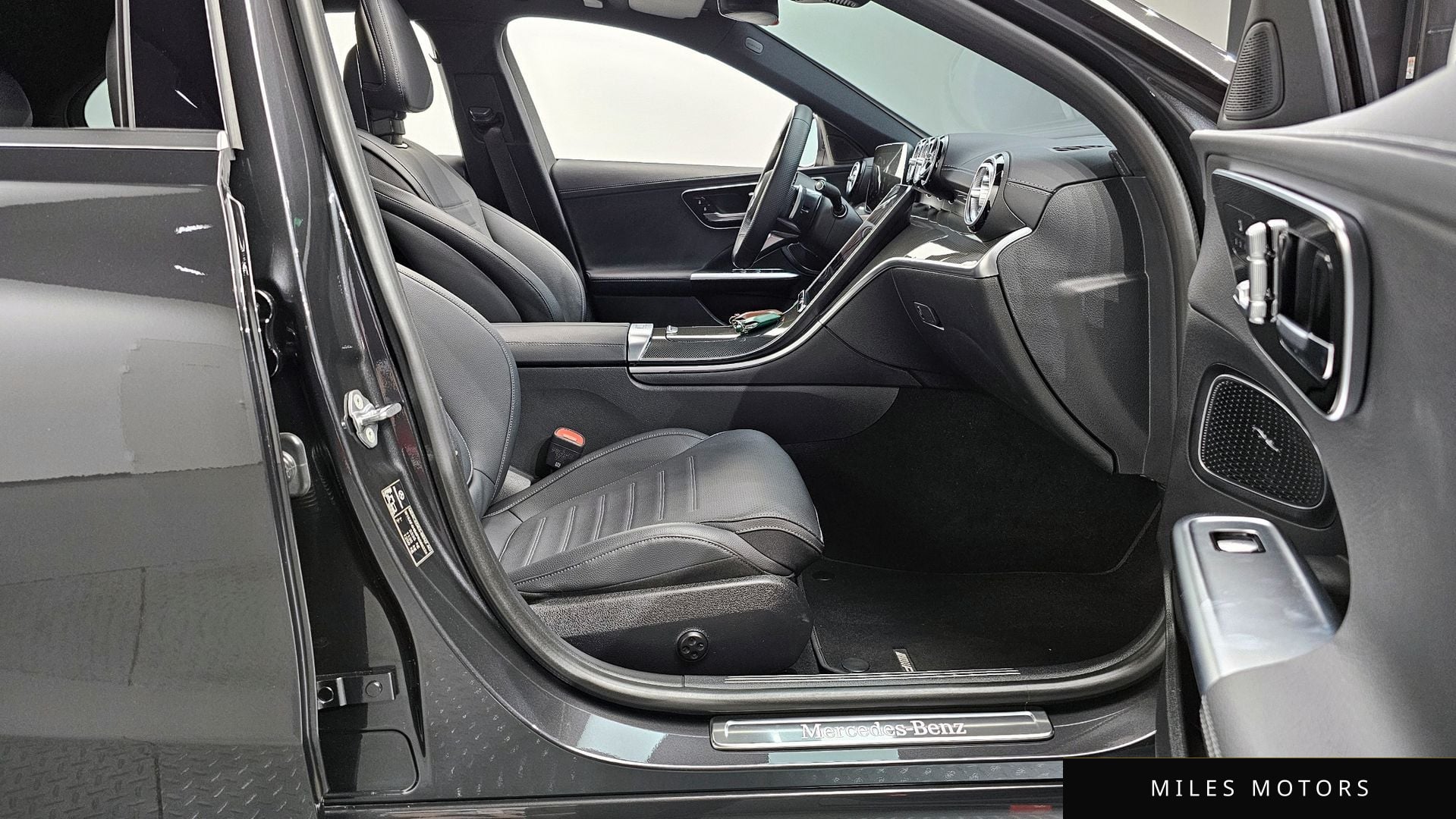 Mercedes-Benz C-Class W206 2023 — миниатюра 10