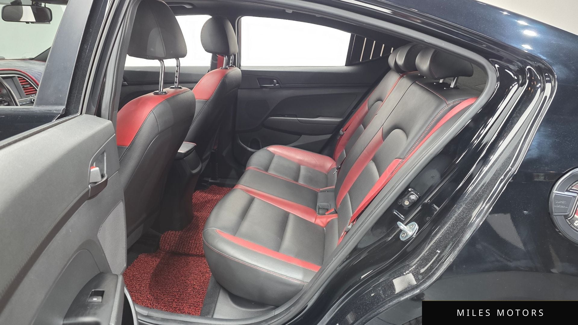 Hyundai AVANTE 2018 — миниатюра 12